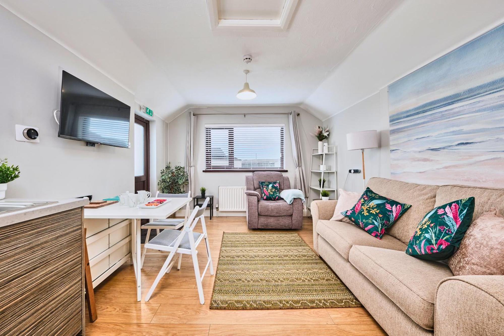 4 Golf Terrace - Portrush By The Sea Apartment Bagian luar foto