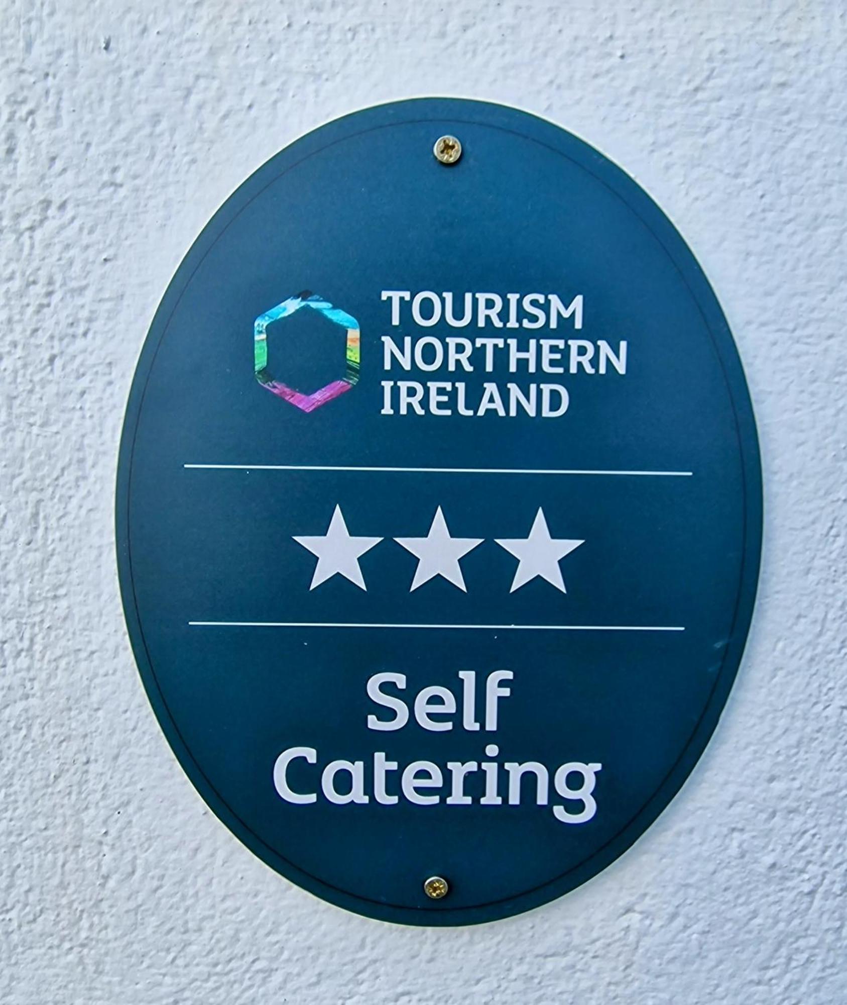 4 Golf Terrace - Portrush By The Sea Apartment Bagian luar foto